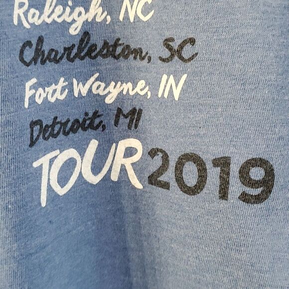 LUKE BEYAN 2019 TOUR BLUE TEE SHIRT. SIZE MEDIUM. good used condition. - Picture 5 of 8